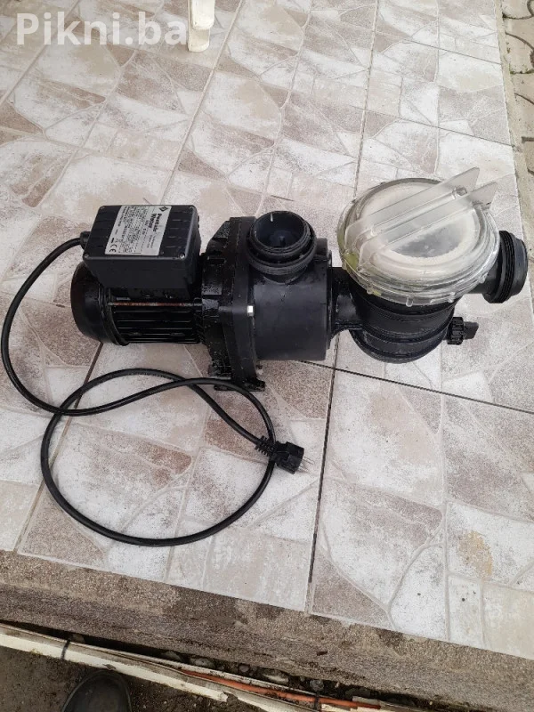 BRZA PRODAJA! PENTAIR VODENA PUMPA ZA BAZEN SW-8 M SAMO 200 K