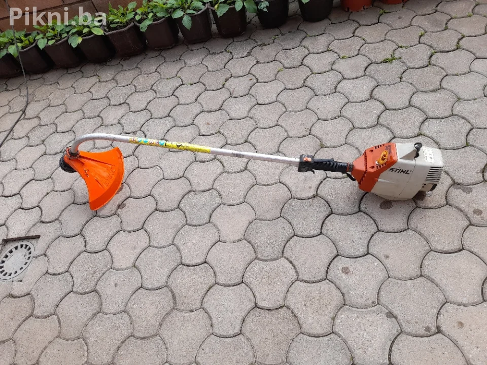 STIHL FS 36 Motorni Trimer Kosijer 100% Ispravan Odličan !