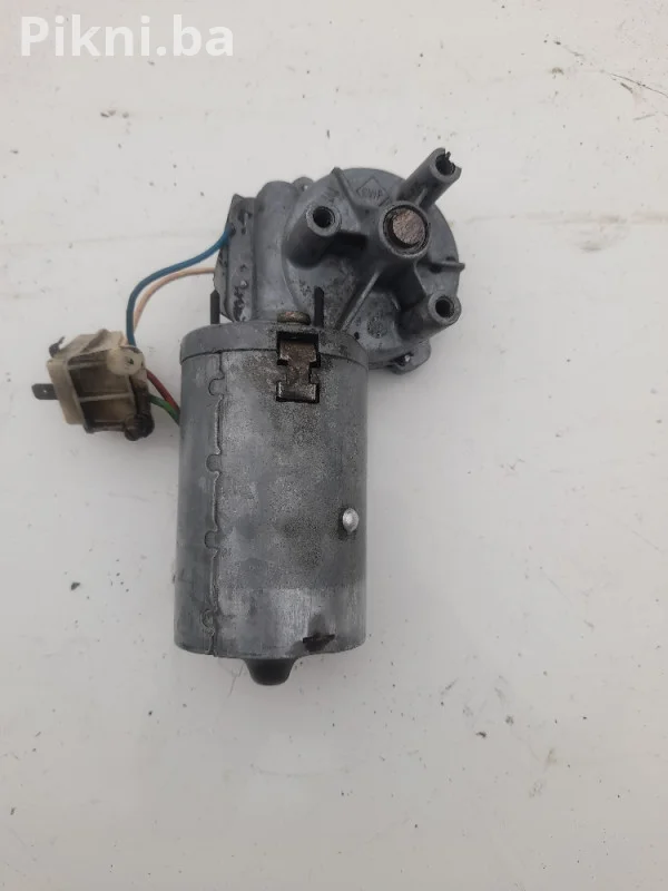 SWF Motor brisača 12V (Germany) - Oštećena osovina / Za reparacij