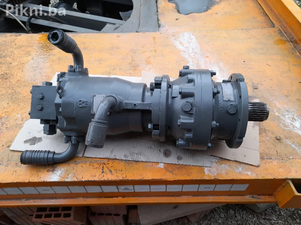 Hidromotor sa reduktorom BREVINI hidro motori bager buldozer skip