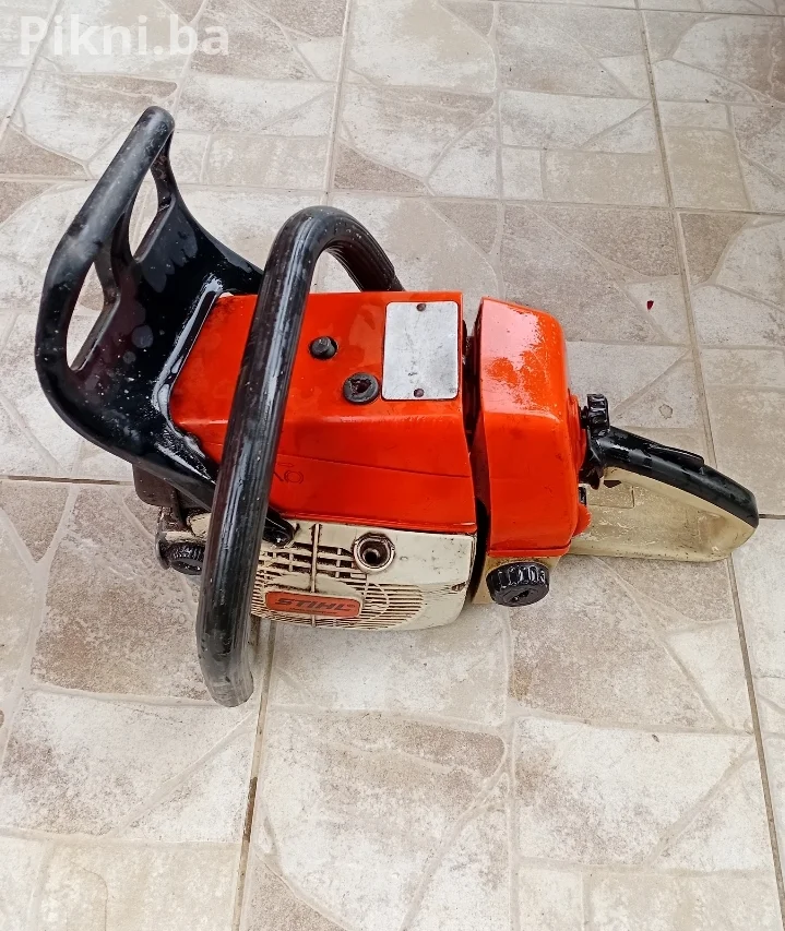 Stihl 034 AV (serija 1125) – odlična kompresija motorna pila motorka