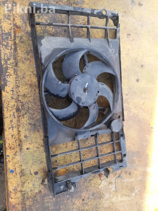 SUPER AKCIJA! VENTILATOR HLADNJAKA SA KUĆIŠTEM - SAMO 40 KM!