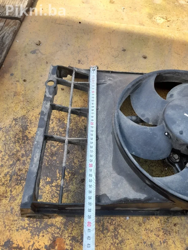 SUPER AKCIJA! VENTILATOR HLADNJAKA SA KUĆIŠTEM - SAMO 40 KM!