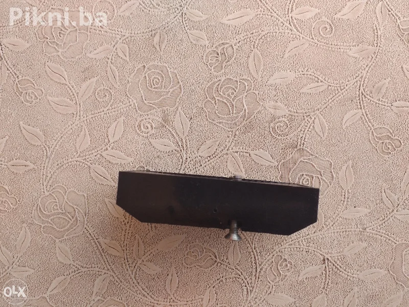 Podnožje elektromagnetni rele 8 pinski