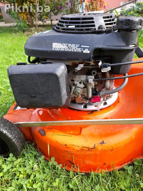 Kosačica Honda GCV135 4.5 KS – sa vučom kosilice benzin