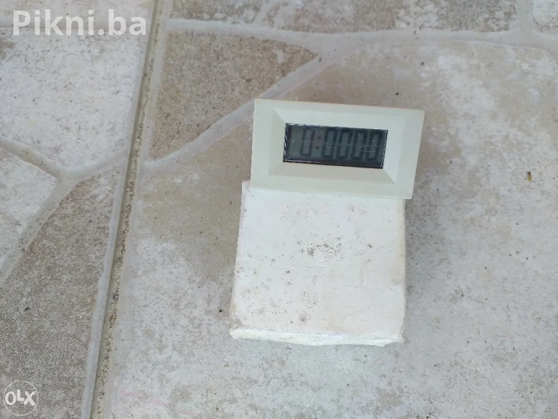 BRZA PRODAJA! Digitalni Mjerač Radnih Sati Sati brojilo - 12V