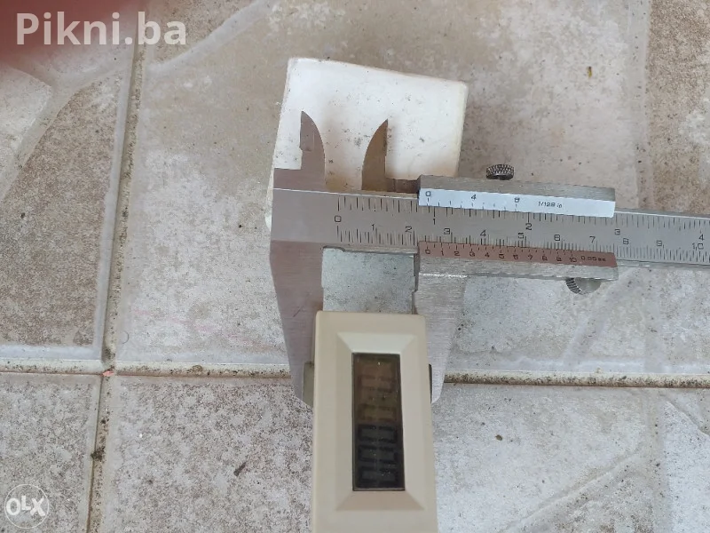 BRZA PRODAJA! Digitalni Mjerač Radnih Sati Sati brojilo - 12V