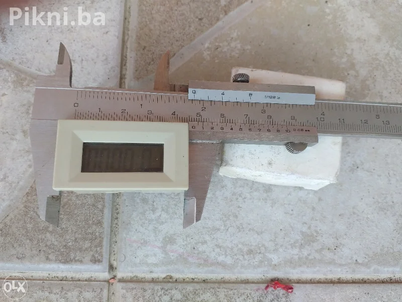 BRZA PRODAJA! Digitalni Mjerač Radnih Sati Sati brojilo - 12V