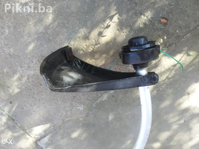 Trimer na benzin CMI Germany ima video pod detaljno