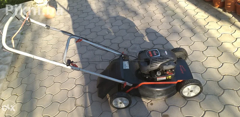 Kosilica AL-KO sa Briggs & Stratton motorom - 5 konja, sa vučom! kosačica