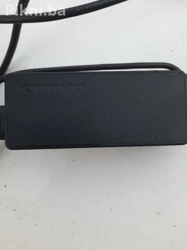 ORIGINAL Lenovo Punjač 65W (kvadratni vrh) - Kao Nov Lap Top!