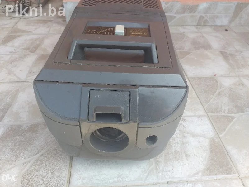 Profesionalni usisivač electrolux rojal 770 citaj pod detaljno