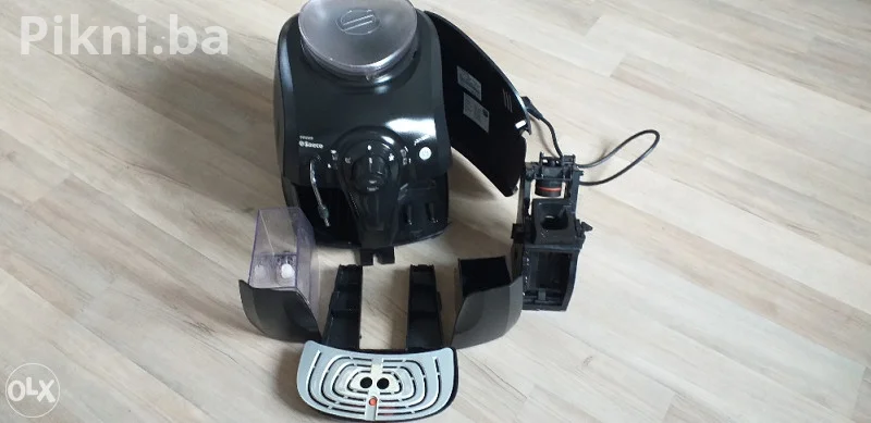 Aparat za kafu Saeco Philips mlinom - Savršen za ljubitelje kafe