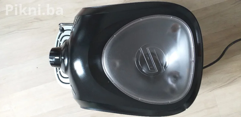 Aparat za kafu Saeco Philips mlinom - Savršen za ljubitelje kafe