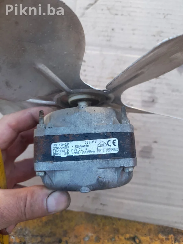 Ventilator turbina 220mm 1550obr 38w elektro motor elektromotori