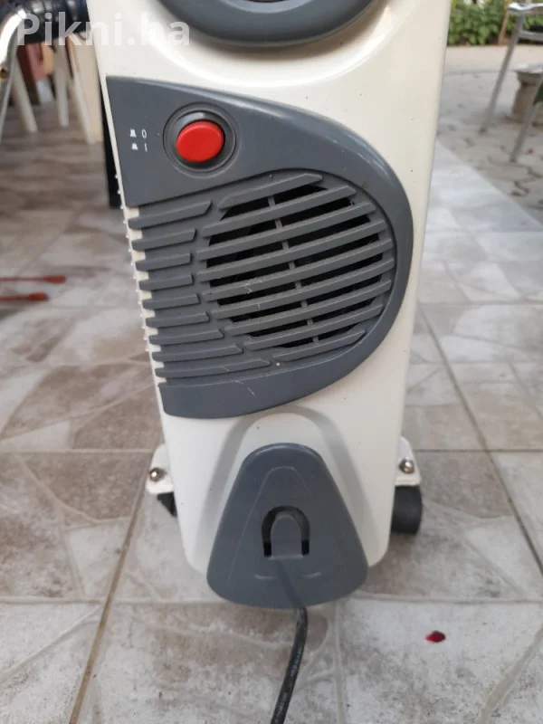 Uljani radiator grijalica Vivax 2500+400W ventilatorom - odličan