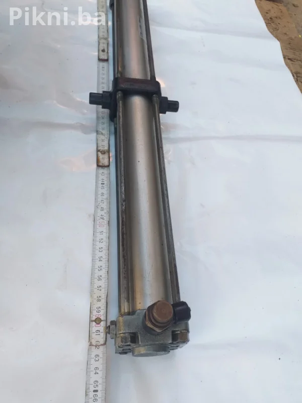Pneumatski FESTO cilindar klip radni 50cm