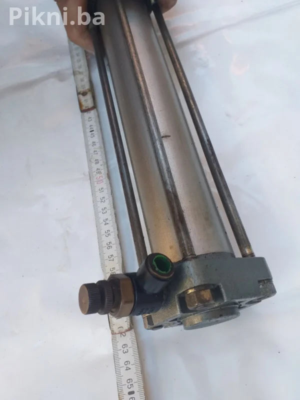 Pneumatski FESTO cilindar klip radni 50cm