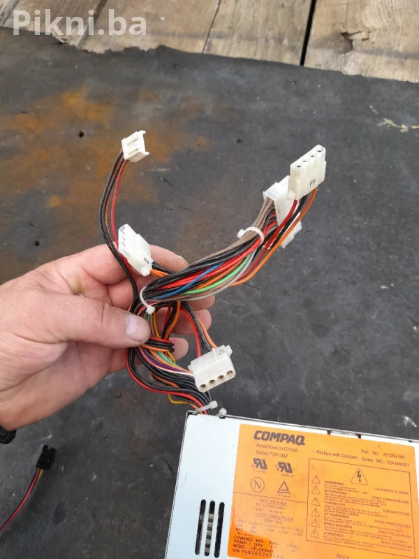 Compaq 200W Napajanje (PSU) - HP-I200XA3P - ZA REZERVNE DIJELOVE