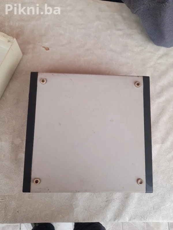 RASPRODAJA! VINTAGE PISAĆA MAŠINA IBM/UNIS (Bugojno)