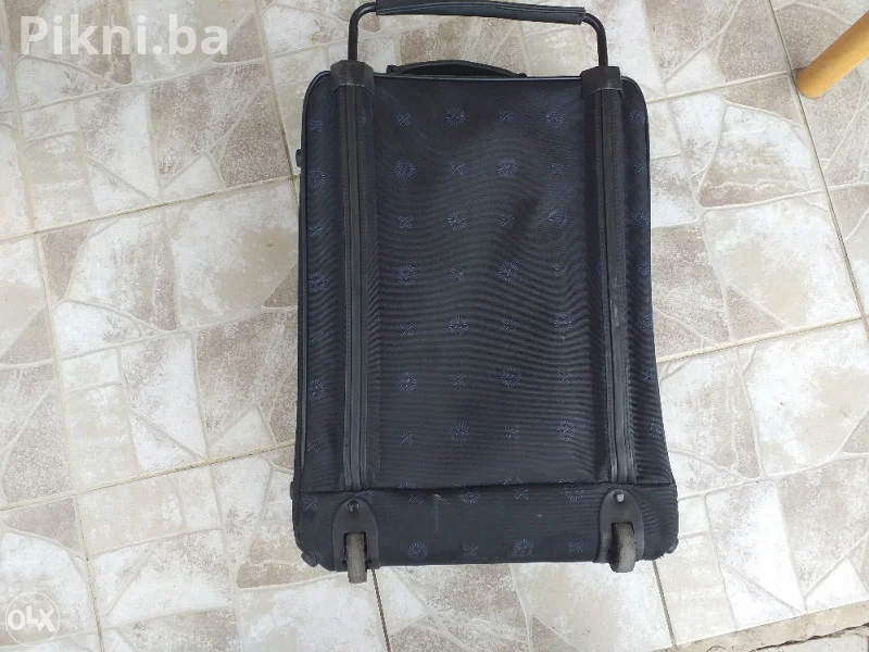 STRATIC Kvalitetna Putna Torba / Mali Kofer sa ISPRAVNIM Točkićim