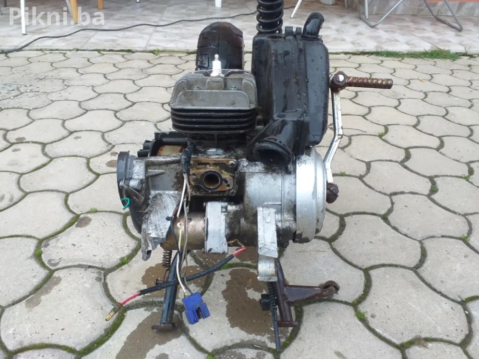 IZUZETNA PRILIKA! POGONSKI SKLOP za Skuter YAMASAKI 50cc