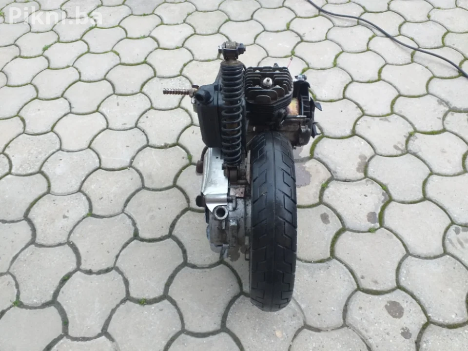 IZUZETNA PRILIKA! POGONSKI SKLOP za Skuter YAMASAKI 50cc