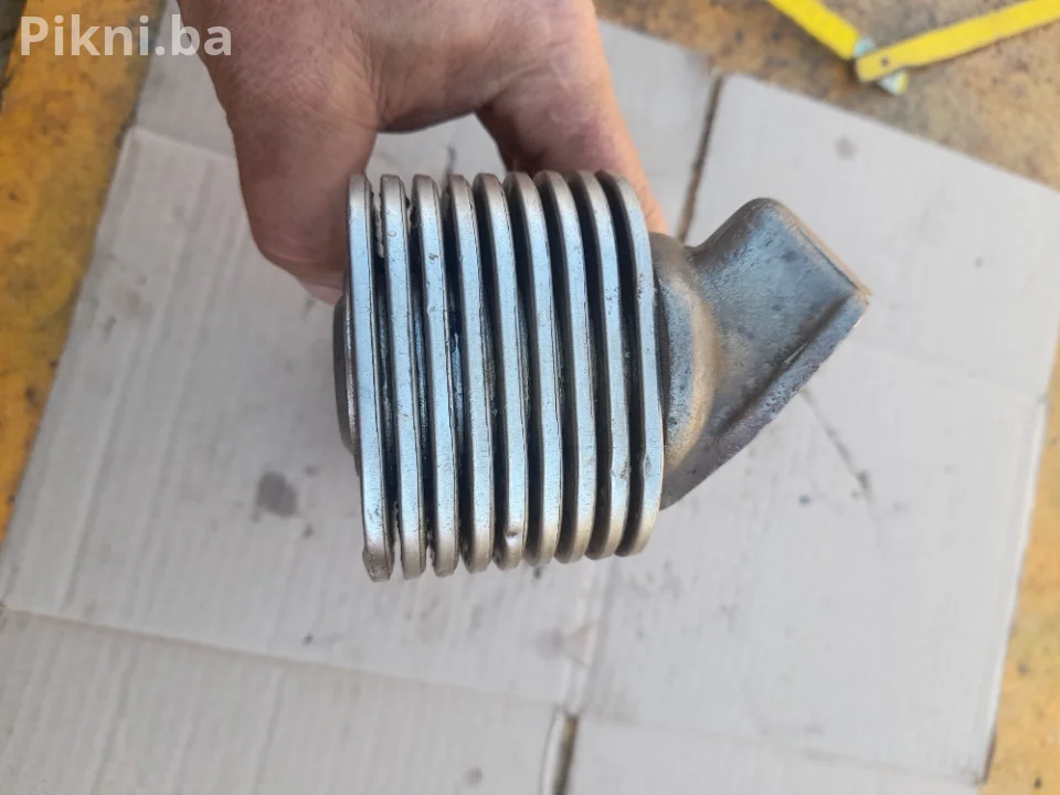 INOX Hladnjak ulja MAN 1086602 HLADNJACI