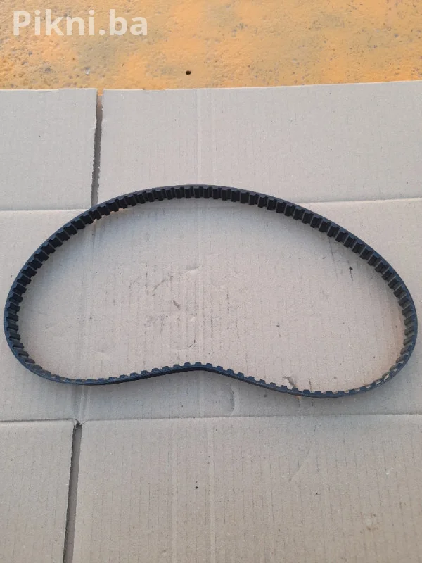Klinasti remen Ford Dayco 94253 kljnasti remeni