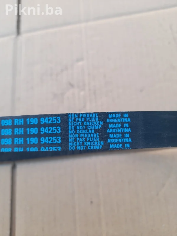 Klinasti remen Ford Dayco 94253 kljnasti remeni