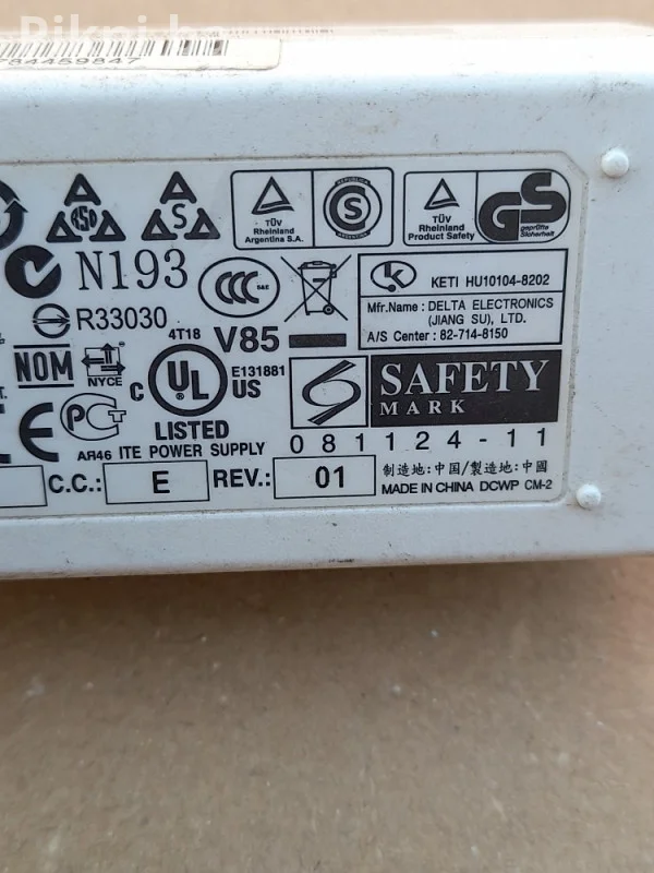 OGLAS ZA PRODAJU: ORIGINAL DELTA ADAPTER 20V DC / 2A (40W) PUNJAČ