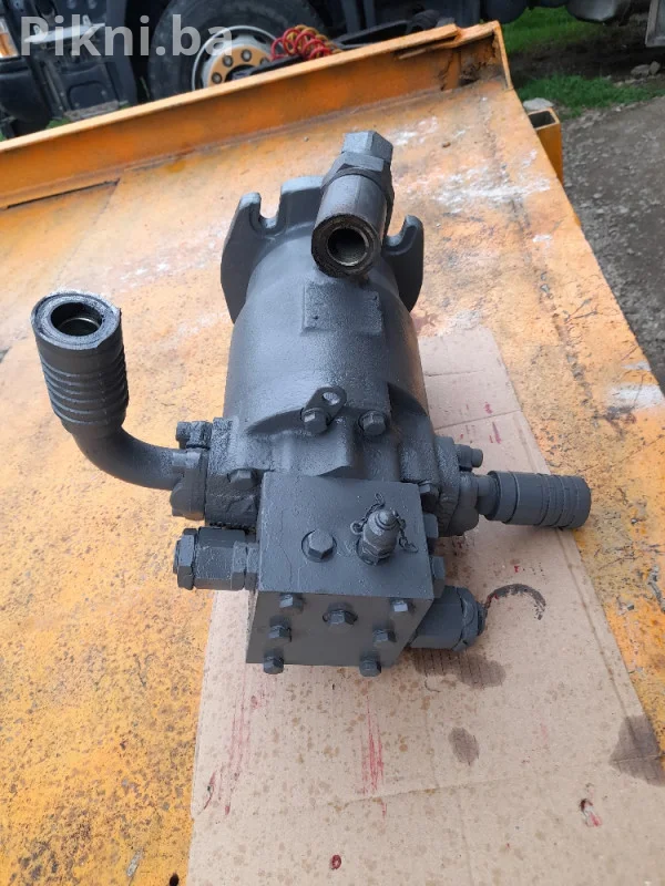 Hidromotor BREVINI hidro motor pumpa bager buldožer utovarivac