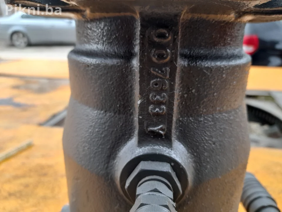 Hidromotor BREVINI hidro motor pumpa bager buldožer utovarivac