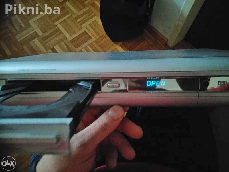 Philips DVDR 3305 DVD Recorder Snimač Ispravan Bez Daljinskog