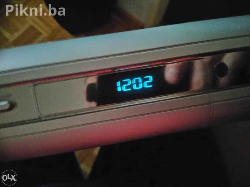 Philips DVDR 3305 DVD Recorder Snimač Ispravan Bez Daljinskog