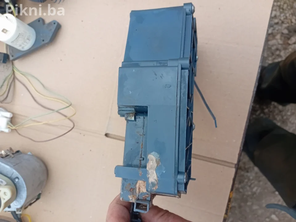 Elektromotor za Grupu/Presu - Saeco Magic Comfort + Redesign (SUP