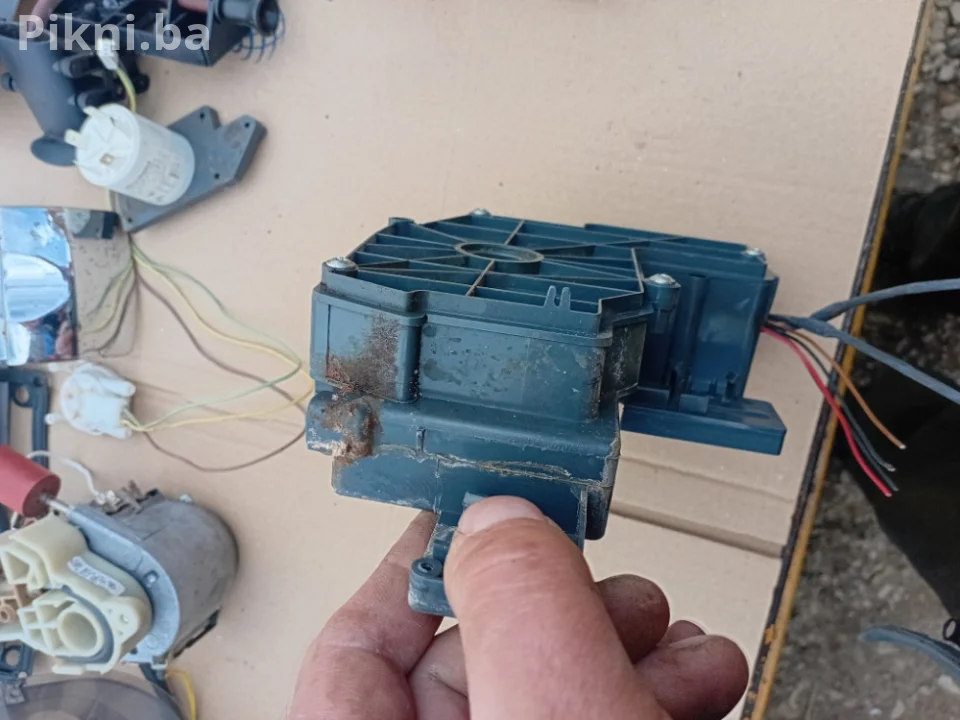 Elektromotor za Grupu/Presu - Saeco Magic Comfort + Redesign (SUP