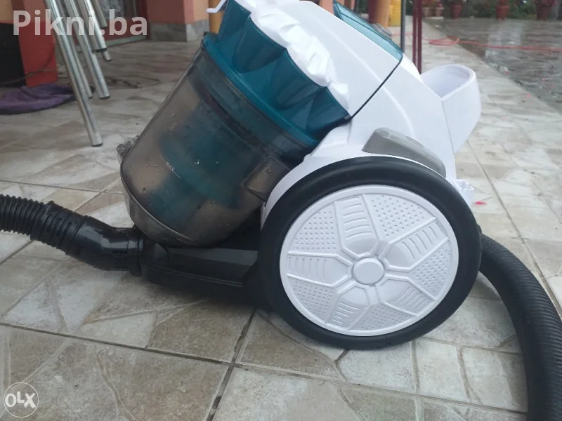 Usisivač VISION HJW 1509 (1600W) JAKO VUČE Povoljno!