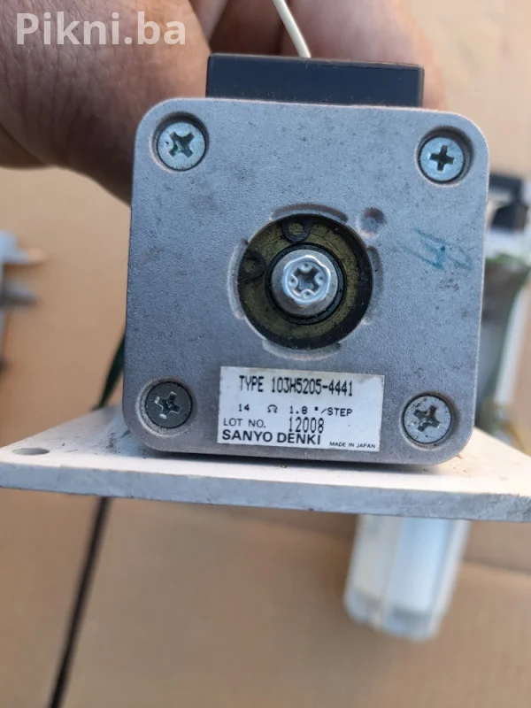 SANYO DENKI Linearni Aktuator / Pogonska Jedinica Precizno