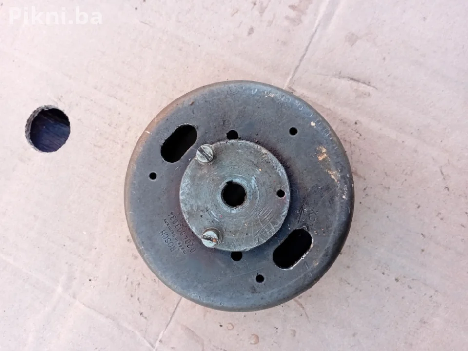 Magnet zamajac stihl 08 motorne pile motorke dijelovi