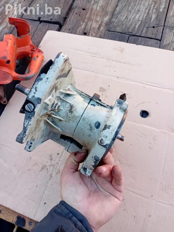 Kuciste radilica klipnjaca stihl 08 motprne pile motorke dijelovi