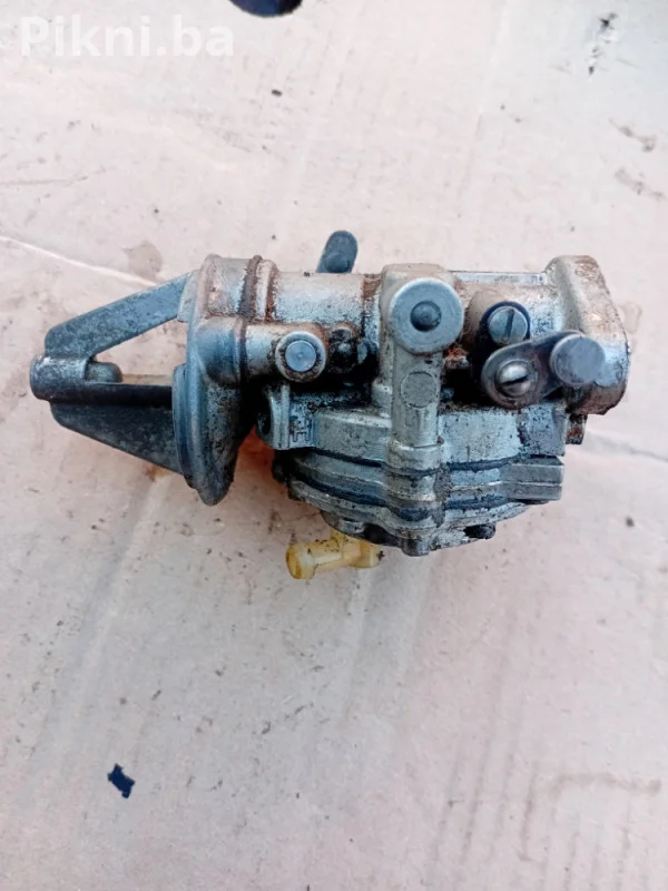 Karburator (Rasplinjač) WALBRO Original za Stihl 08 (i slične)