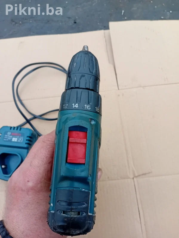 Aku busilica Bosch 18v professional busilice punjaci