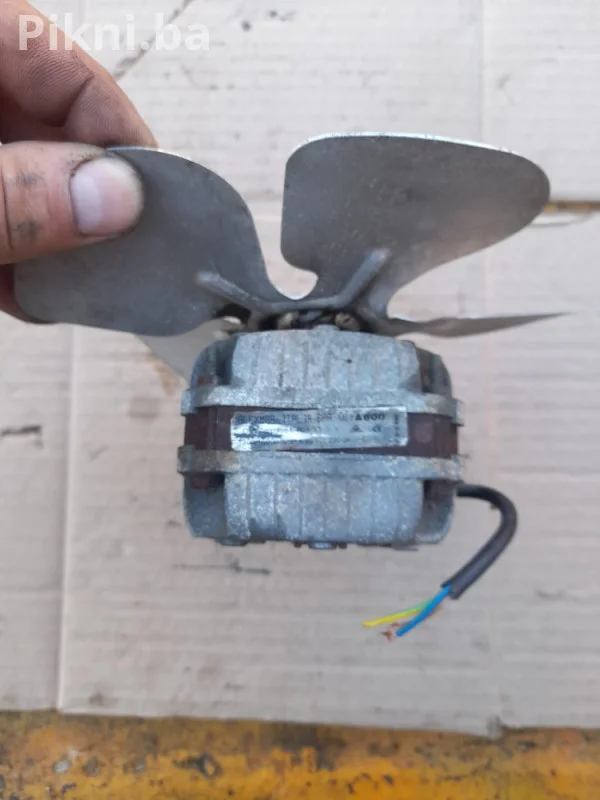 Ventilator turbina 220v 1550obr 30w elektro motor elektromotori