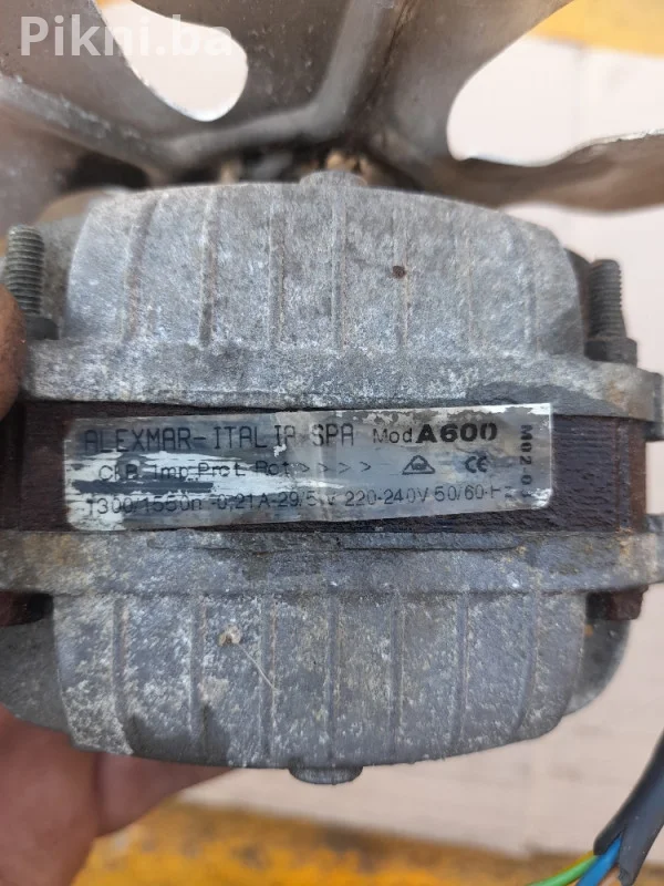 Ventilator turbina 220v 1550obr 30w elektro motor elektromotori