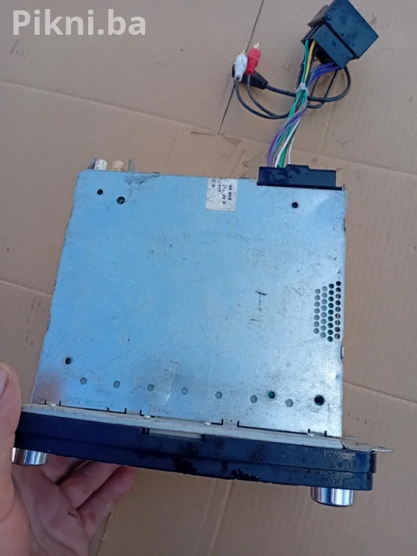 Originalni auto radio za VW, Škoda, Seat, Passat, Golf