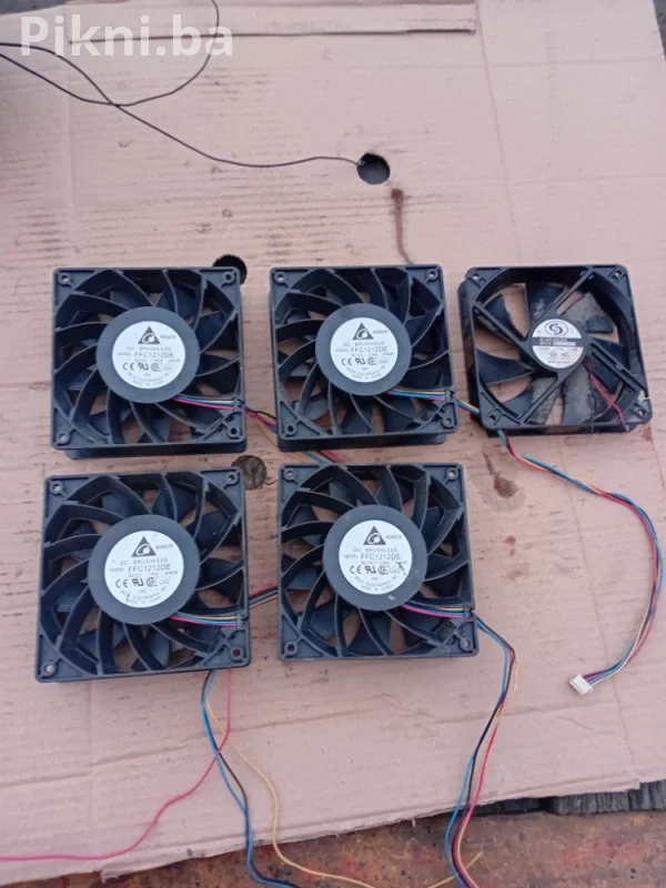 HITNA PRODAJA: Industrijski/Serverski Ventilatori (5 kom) - Delta