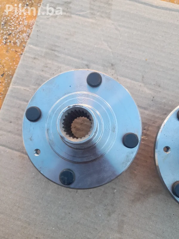 HITNO! Glavčine (Ležajevi) Prednjeg Točka GSP 9423002 FORD Fiesta