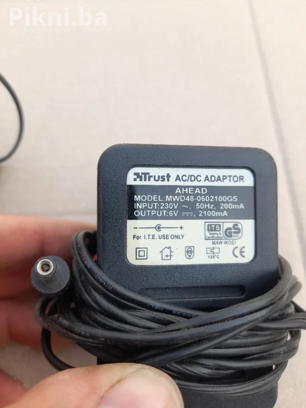 Originalni AC/DC adapteri i ispravljači (razni modeli)