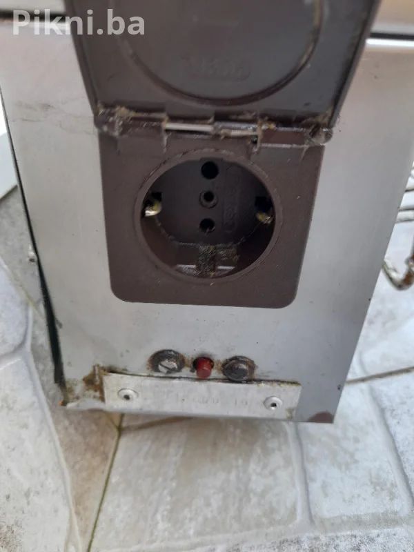 SRCE Profesionalne Friteze/Pekača (8.1 kW) - KONTROLA I GRIJAČI